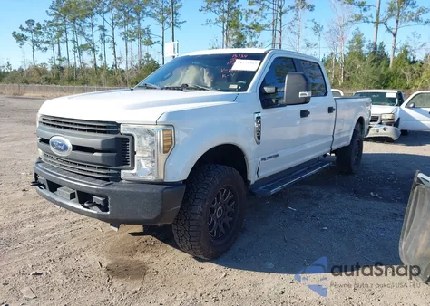 2018 Ford F-250 Xl z USA, uszkodzony, nr VIN 1FT7W2BT6JEB43068